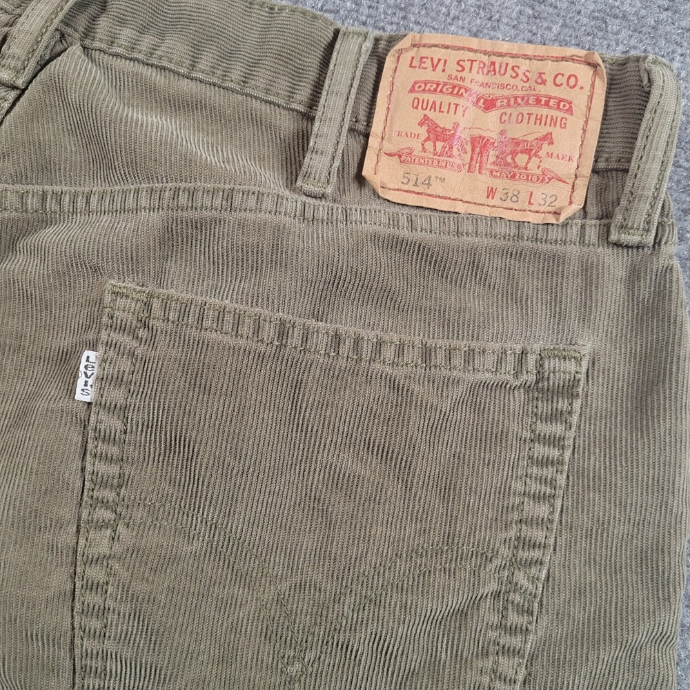 Levi's 514 Corduroy Pants Mens 38x32 Slim Straight Light Olive Green 5-Pocket